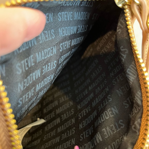 Steve Madden Handbag with Wristlet - Picture 15 of 16